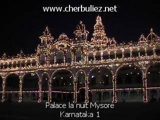 légende: Palace la nuit Mysore Karnataka 1
qualityCode=raw
sizeCode=half

Données de l'image originale:
Taille originale: 122151 bytes
Heure de prise de vue: 2002:02:17 15:31:38
Largeur: 640
Hauteur: 480
